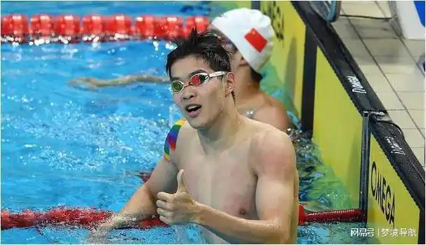 男跳水员的难言之隐:赛前刮毛是基本要求,泳裤太小容易被关注!