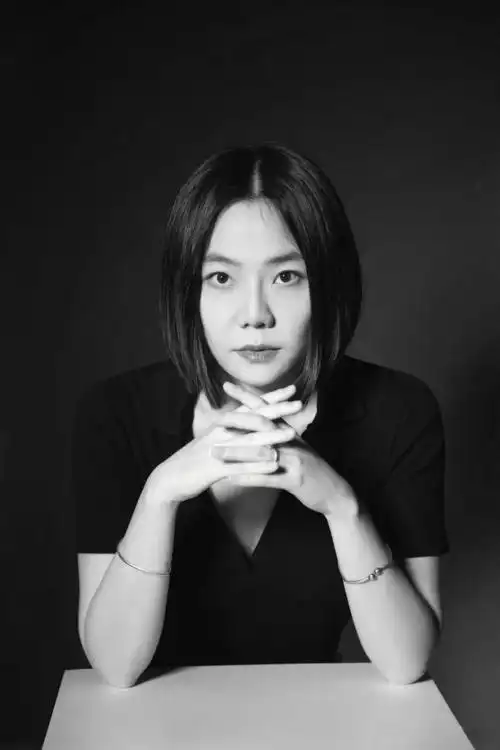 大咖讲堂第二十五期艺术何用洞穿当代艺术从本质开始主讲人徐薇