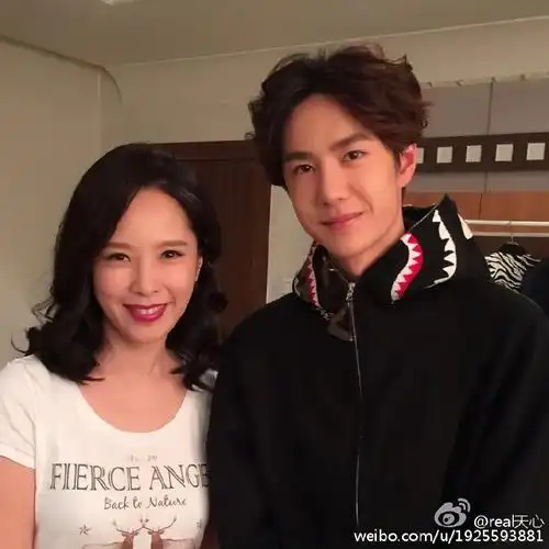 原创· 10-25 20:21 订阅 点击查看更多订阅内容> 45岁的台湾女星天心