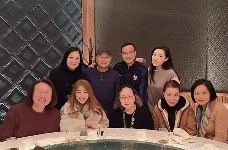 脸上无整容医美痕迹,被传秘密结婚生子_黄纪莹_朋友_古天乐