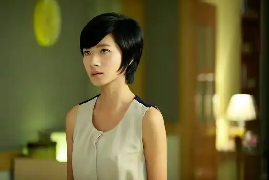 万茜《花非花雾非雾》剧照