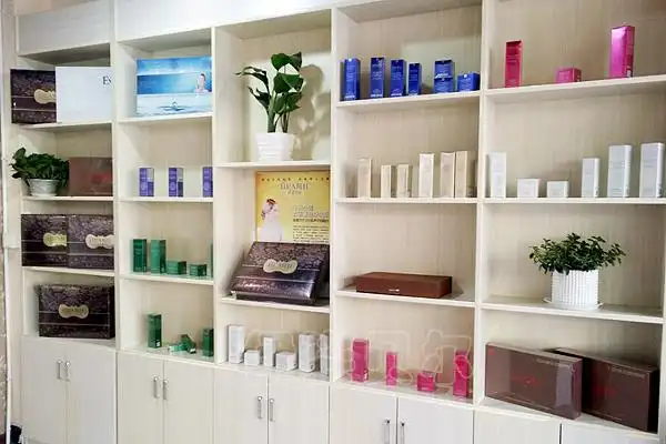 伊姿贝尔徐州连锁店开业迎宾_美容院加盟