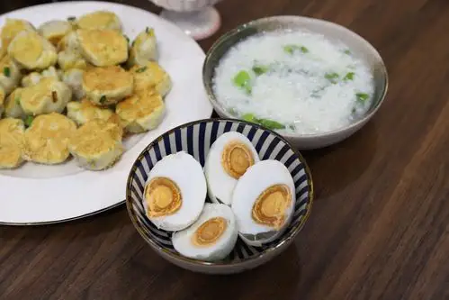 中式早餐管饱解馋,我家小朋友超喜欢,生煎包一口气吃一盘