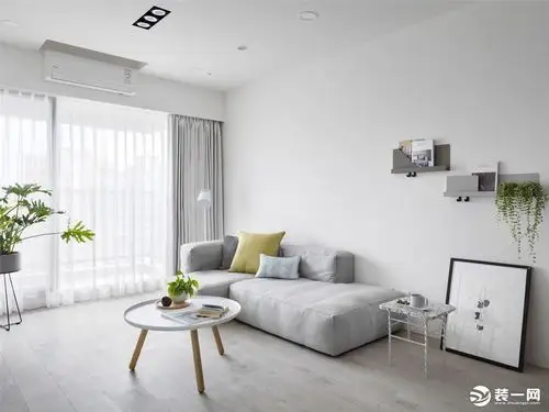 铭人装饰白色系的北欧风格