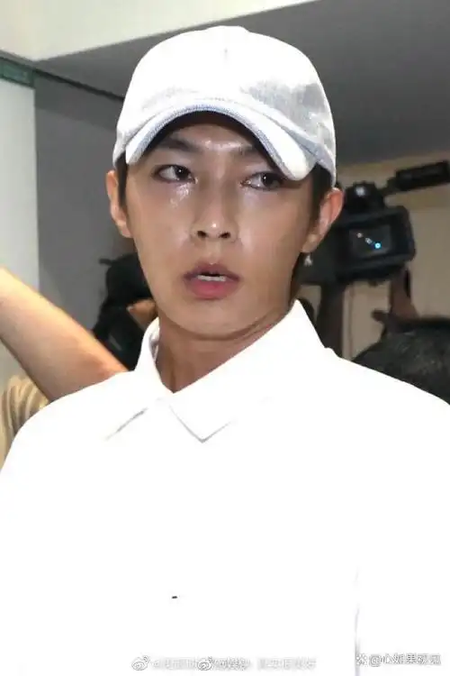 炎亚纶听闻不雅照片流出,真实反应曝光"一句话震惊网"