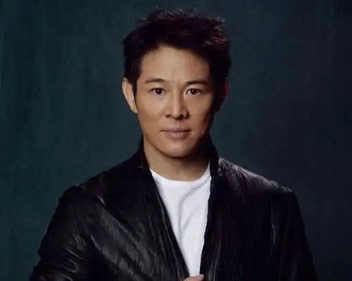 放弃中国国籍的4位明星却仍在中国吸金网友心寒