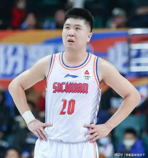 辽宁男篮vs四川男篮,四川队不可怕,怕mc许诺听妈妈的话是否重来|mc|辽