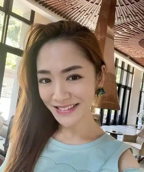 娘家在万华杨千霈一举动喊话病毒才是唯一敌人