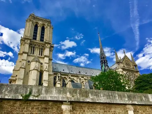 2017年夏季欧洲旅行回忆美篇之八---法国巴黎游览塞纳河.(副本)