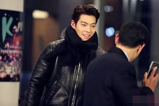 《任意依恋》公开最新花絮照 金宇彬穿黑西装演技爆发【组图】 (23)