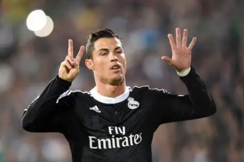 欧冠-c罗点球2中1本泽马替补建功 皇马2-1逆转胜