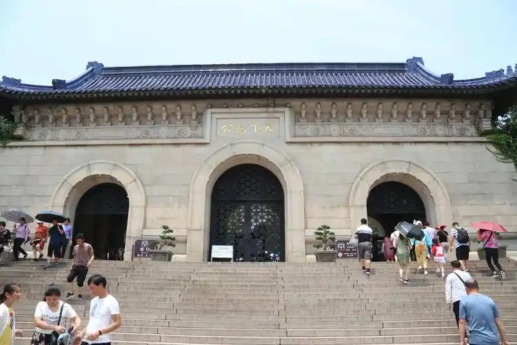 2019,7月2日南京钟山风景区,中山陵游览摄影.