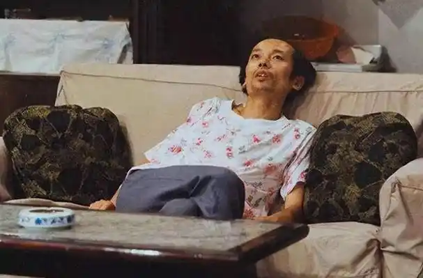 妹妹远在美国父母也已离世如今66岁无儿无女的葛优怎样了