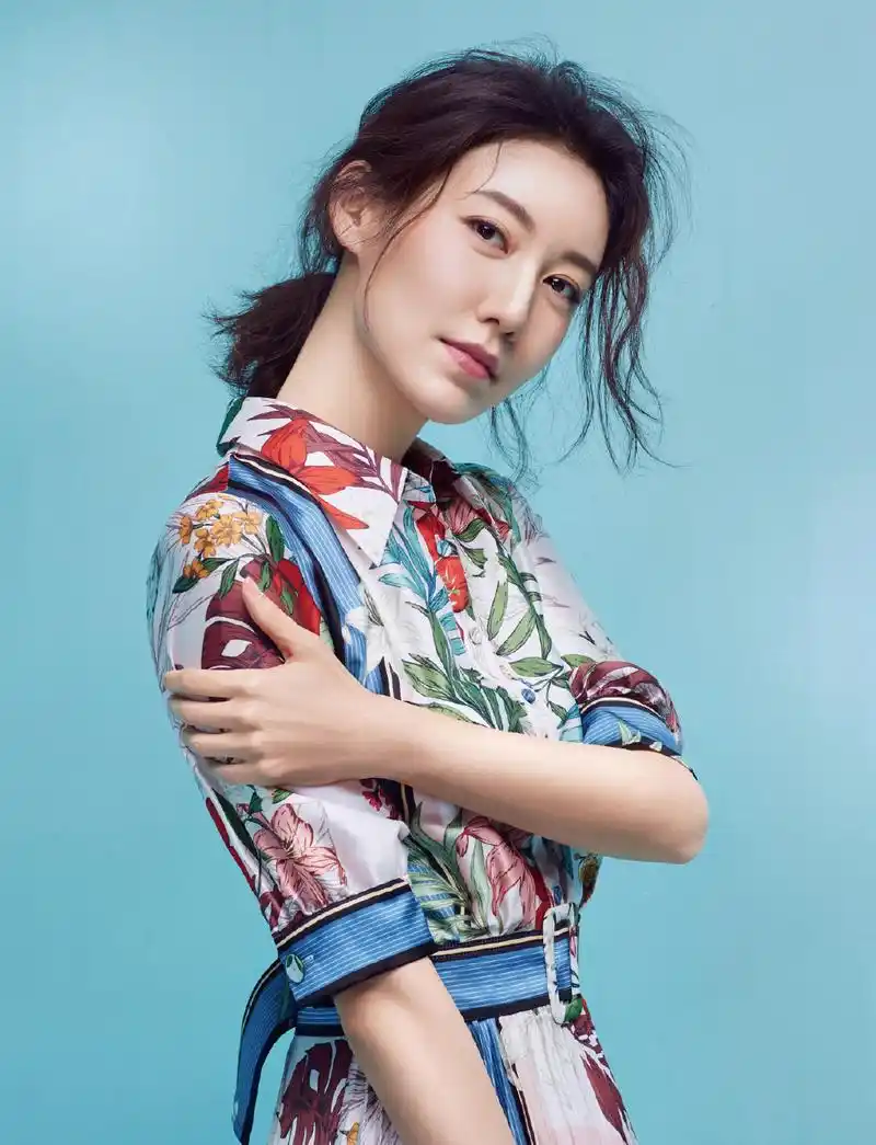 高露优雅靓丽写真图片79