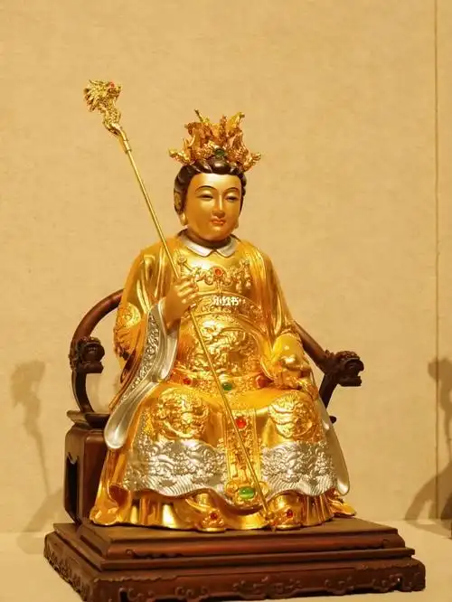 掐丝贴金镶宝王母娘娘