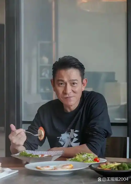 看看刘德华都吃的是啥, 赚这么多钱的意义在哪里?