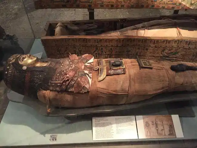 平民女子木乃伊