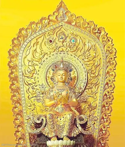 弥勒菩萨端身正坐全身相图片