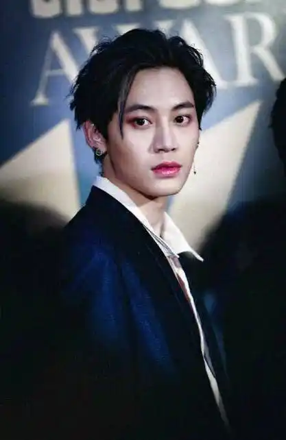 盘点那些他泰剧中被发型封印的神颜值,个个帅的一批_乐杰_时候_陈瑞书