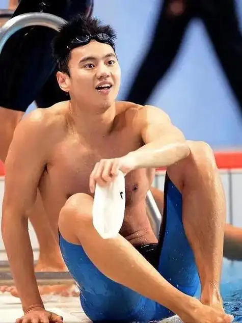 一场生日体育圈的人走茶凉在宁泽涛身上体现的淋漓尽致