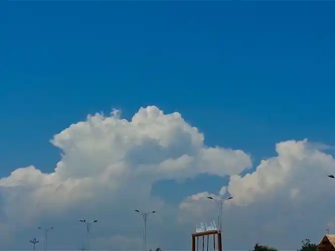 自拍78云朵照片背景图2929