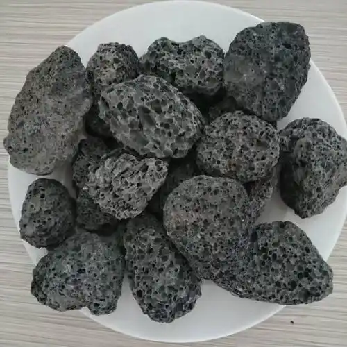 多规格火山岩滤料火山石颗粒滤料红色黑色水过滤用火山石