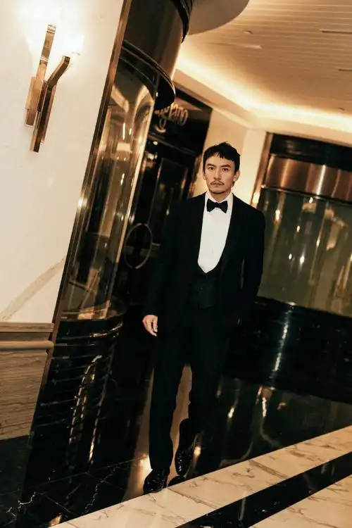 张震超话续写经典风味,领略蓬勃底蕴,解锁新身份,和@張震一起锁定璀璨