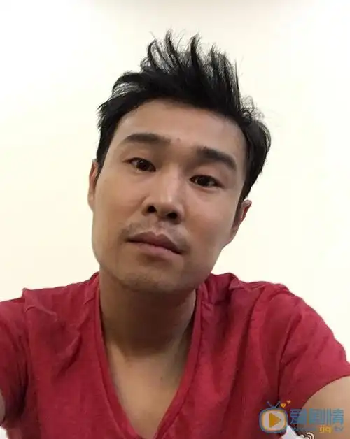 小沈阳生活照 小沈阳高清写真_小沈阳高清剧照