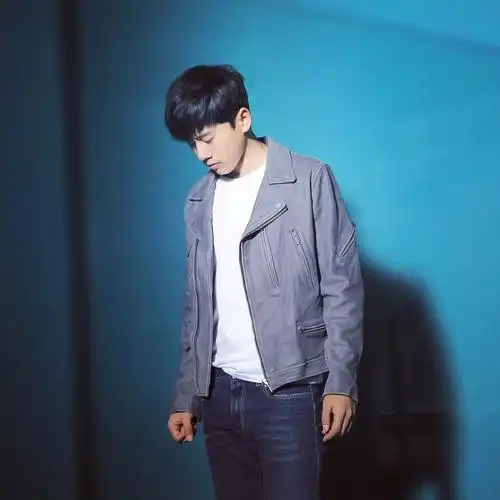 2016年12月20日 23:56   关注  张杰 明星 头像 评论 收藏