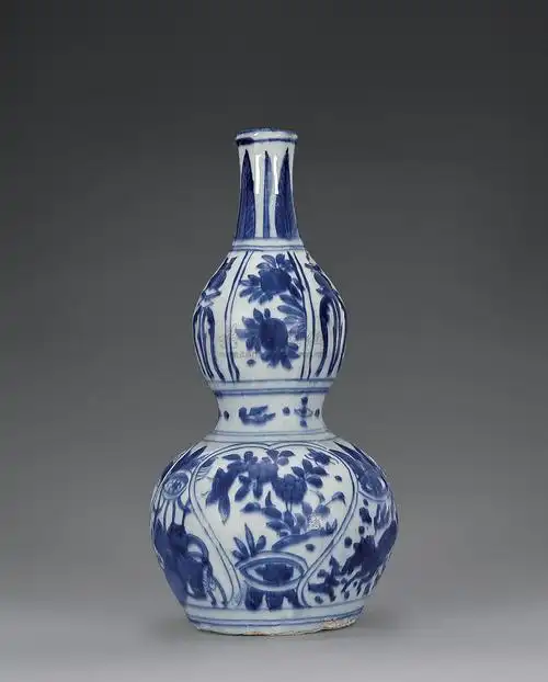 0764明万历青花花卉纹葫芦瓶