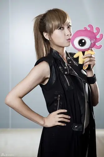 fxv宋茜amberluna采访2012年8月22日新浪媒体高清采访图