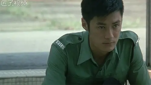 时间:2003年10月1日-11月19日 香港主演:黄秋生,曾志伟,陈冠希,余文乐