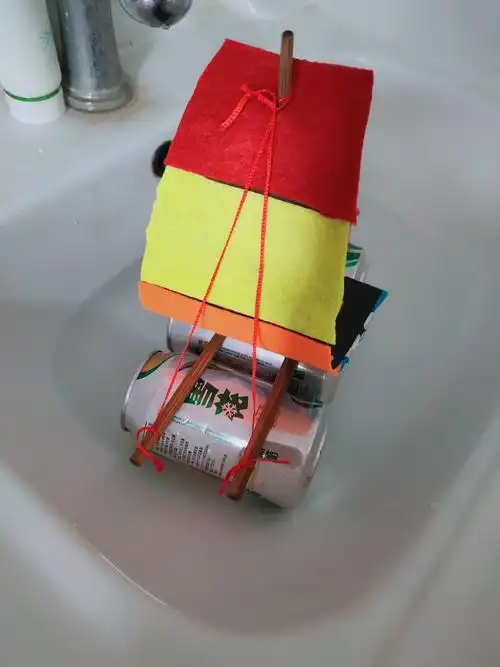 废物利用小制作-易拉罐小帆船