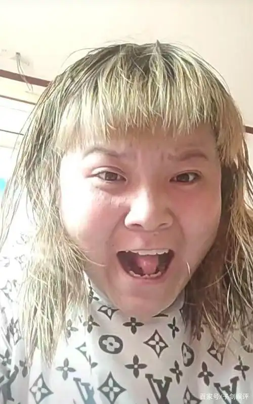 网红郭老师被全平台封禁,疑似涉及低俗炒作,卖丑人