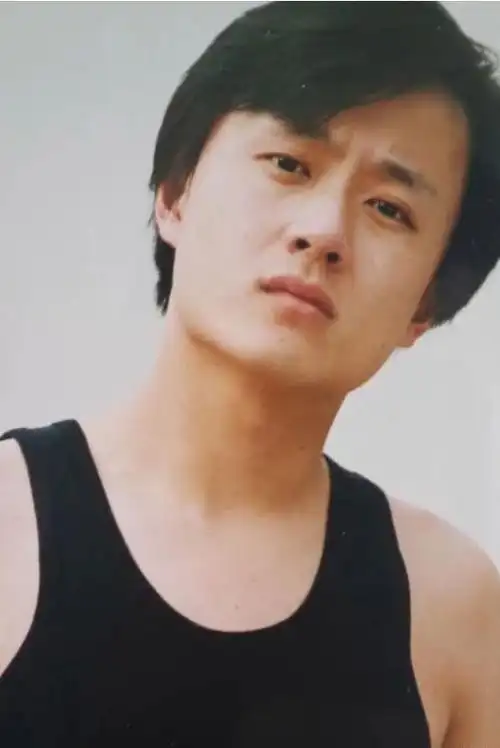 回顾演员吴健的"沉没",让我看到娱乐圈最残酷的一面