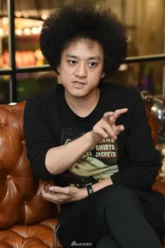 组图:赵英俊自认人生赢家 挺薛之谦"他不会倒下"