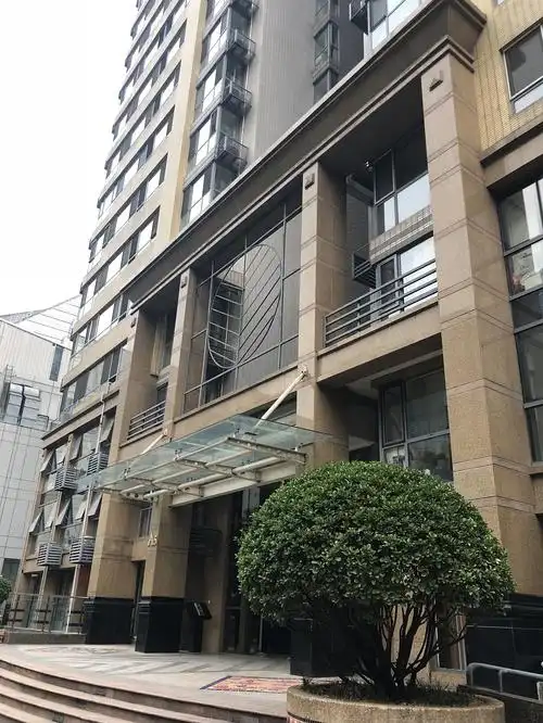 豪宅双井富力城小区,cbd国贸可短租可月付.是两个.