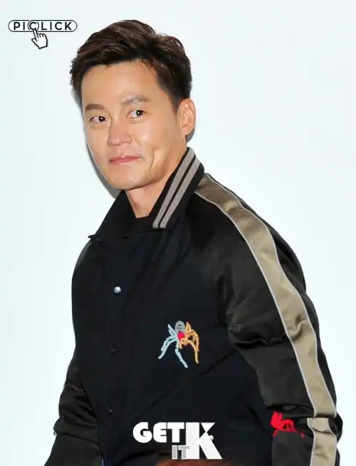 getitk照片李瑞镇迷人的酒窝