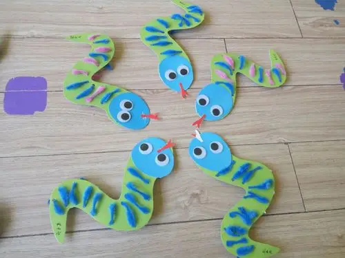 我是一条可爱的小花蛇,美好时光有你陪伴!