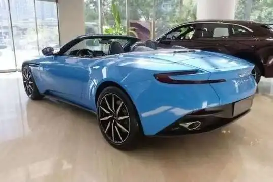 阿斯顿马丁db11两门四座软顶敞篷可分期