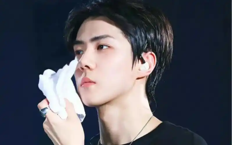 吴世勋这不容置疑的颜值