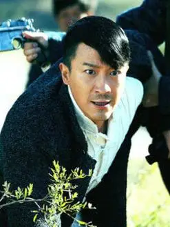 苏小菊(小张铎饰演)