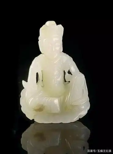 明约十六世纪 白玉观音坐像冠饰  藏品规格:4.