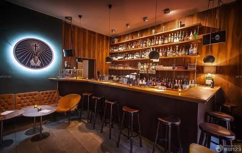 创意复古酒吧吧台装修设计效果图