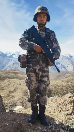 玉树党史故事|"我曾是英雄团长祁发宝手下的一个兵"——记曲麻莱县