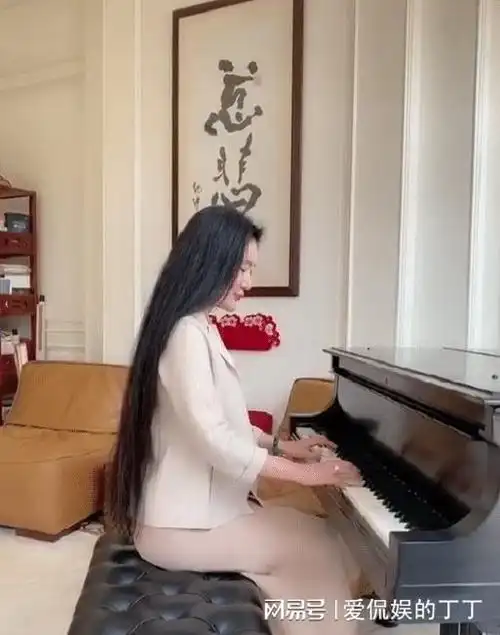 9年后再看张纪中娇妻杜星霖现状才懂她和樊馨蔓谁更精明