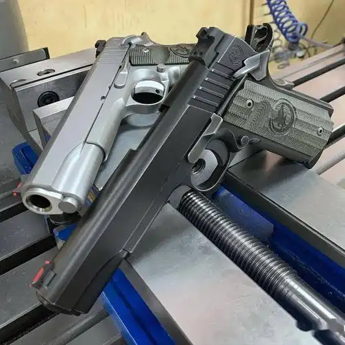 【冷酷无情】定制改装款夜鹰1911手枪美图欣赏_手机搜狐网