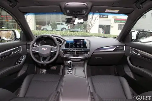 【凯迪拉克ct528t 技术型内饰全景正拍图片-汽车图片大全】-易车