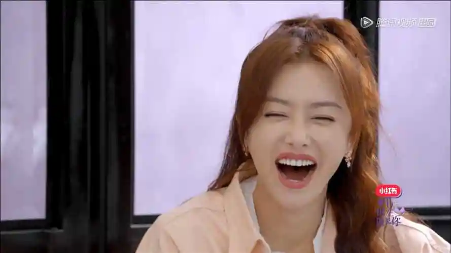 秦岚爆刘以豪黑历史,刘以豪当场下跪,笑疯秦岚_腾讯视频