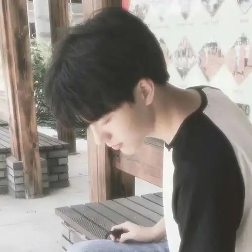 超清真人男生头像1080p - 动漫头像 1080p - 实验室设备网